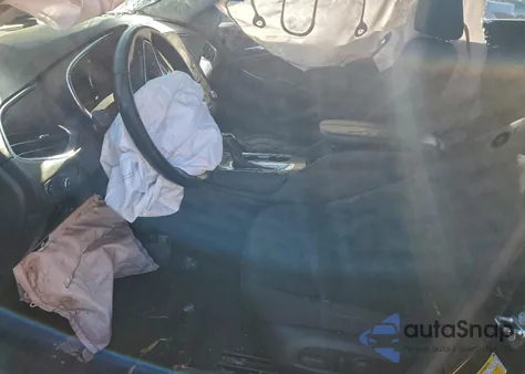 2018 Chevrolet Malibu Lt z USA, uszkodzony, nr VIN 1G1ZD5ST2JF156578